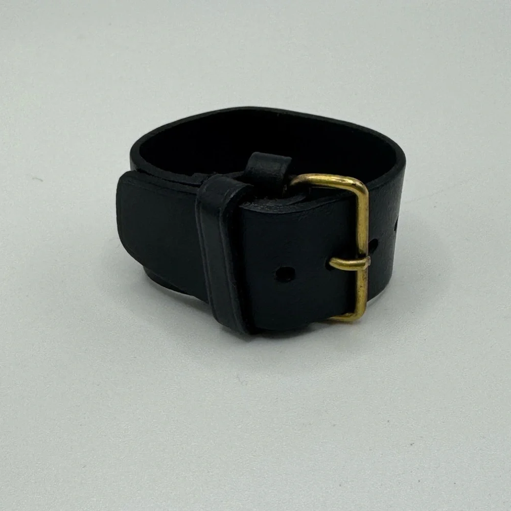 SOLD IN STORE-Louis Vuitton luggage tag with Poinette custom painted. - Picture 5 of 5